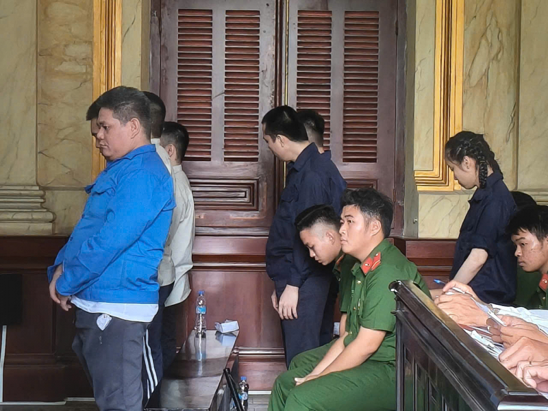 Tuyên án tử hình kẻ sát hại nhân viên quán karaoke -0