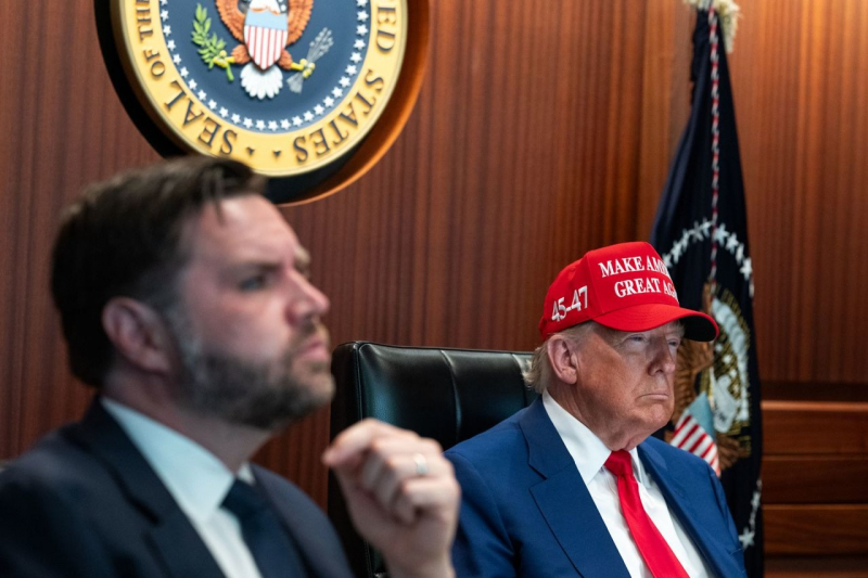 Tổng thống Mỹ Donald Trump công bố lệnh ngừng bắn Iran-Israel -0