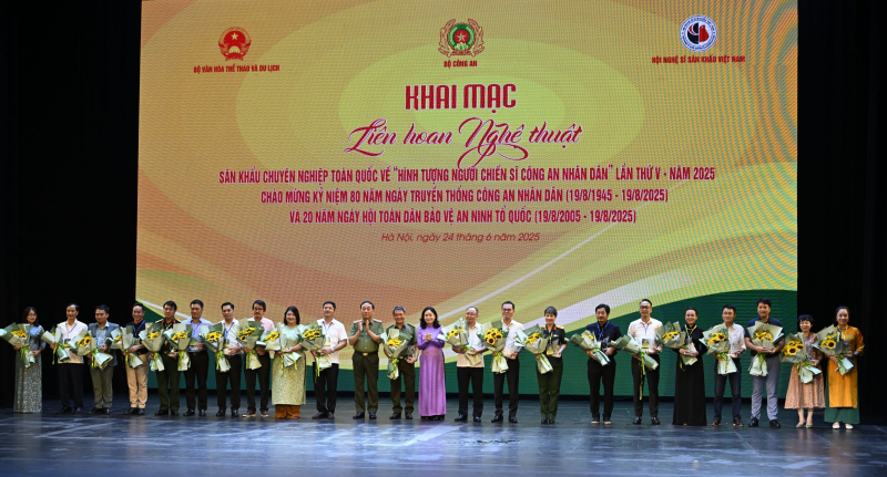 Khắc họa, lan tỏa hình ảnh cao đẹp của người chiến sĩ CAND