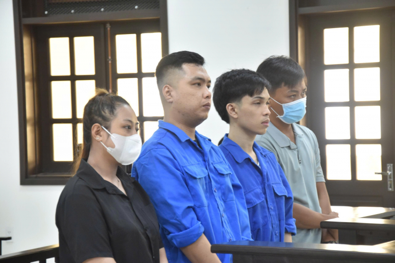 Nhóm kêu gọi từ thiện để lừa đảo, bị phạt trên 35 năm tù -0