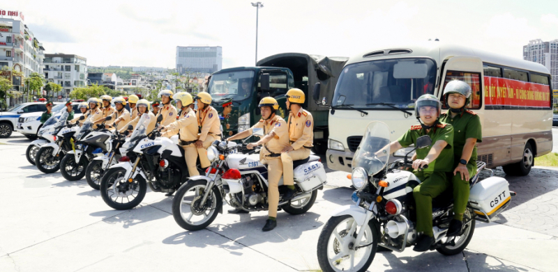 Hơn 1.000 người tuần hành hưởng ứng Tháng hành động phòng, chống ma túy -0