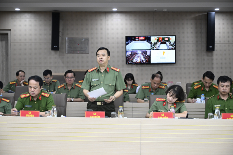 Hội nghị giao ban -0