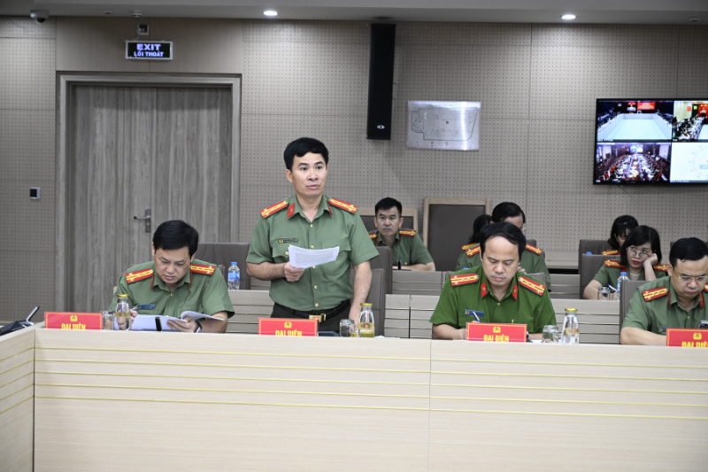 Hội nghị giao ban -0