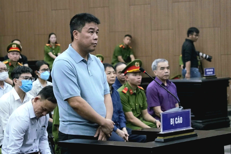 Vì sao, cựu Phó Chánh Văn phòng Huyện ủy Mang Thít được Chủ tịch Tập đoàn Phúc Sơn chuyển cho hơn 69 tỷ đồng? -0