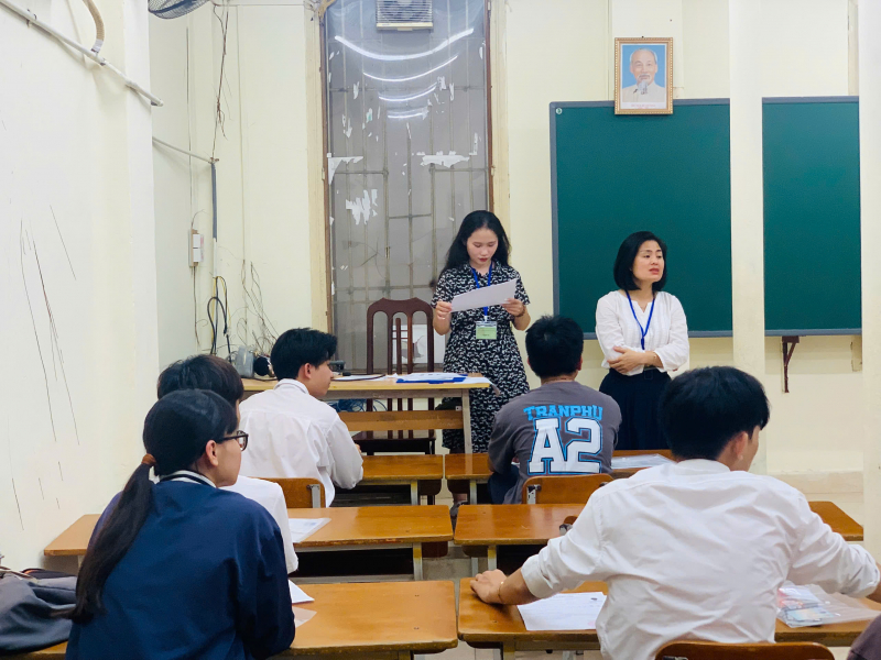 Hơn 1,1 triệu thí sinh làm thủ tục dự thi tốt nghiệp THPT 2025 -0