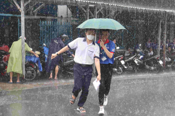 TP Hồ Chí Minh công bố điểm chuẩn trúng tuyển lớp 10 công lập -0