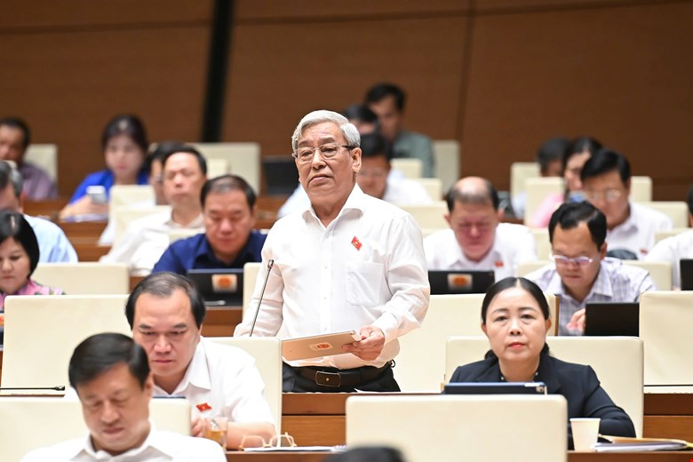 Đề nghị làm rõ thẩm quyền công bố tình trạng khẩn cấp khi Uỷ ban Thường vụ Quốc hội không thể họp -0