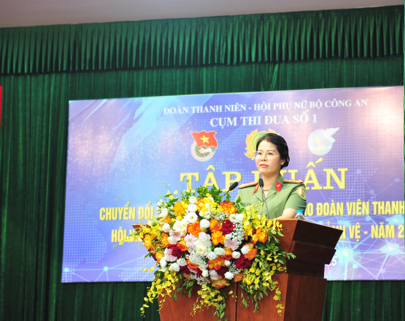 300 đoàn viên thanh niên, hội viên phụ nữ tham gia tập huấn chuyển đổi số -0