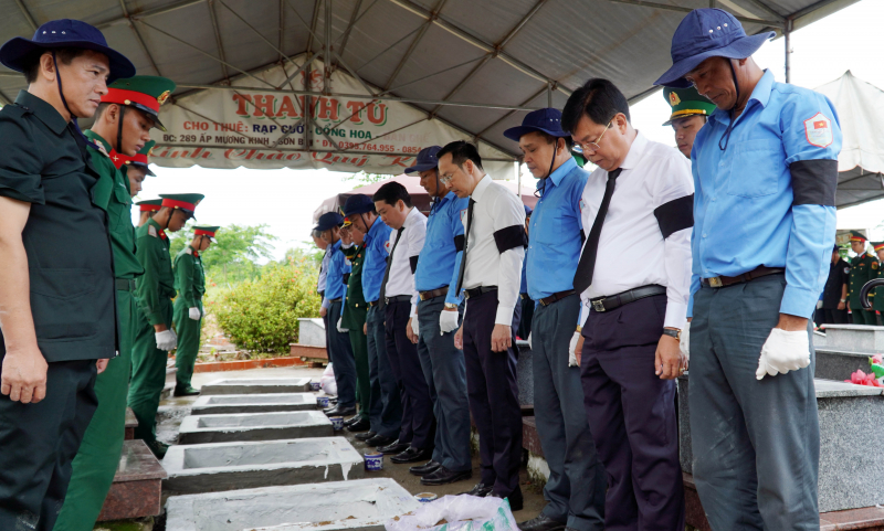 Kiên Giang tổ chức lễ truy điệu, an táng hài cốt Liệt sĩ quân tình nguyện Việt Nam -0