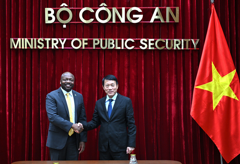 Hợp tác vì một không gian mạng an toàn, sáng tạo và bền vững -0