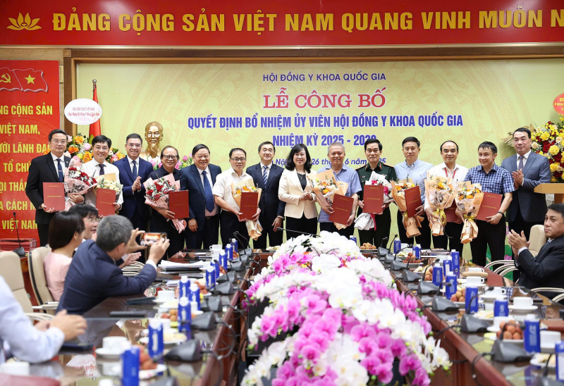 Thiếu tướng Phạm Thị Lan Anh được bổ nhiệm là Uỷ viên Hội đồng Y khoa Quốc gia -0