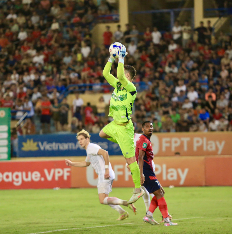 Overcoming The Cong-Viettel, Hanoi Police Football Club enters the National Cup final -0