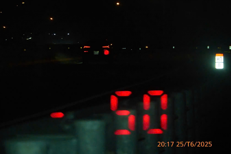 z6743827476618-9677cecad4c121cc2aaddc44b2388b9b-78003.jpg -0