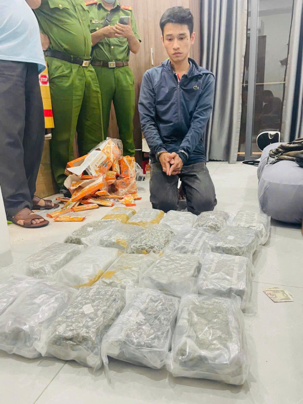 Lật tẩy đường dây buôn bán ma túy xuyên quốc gia từ Thái Lan, Lào vào Việt Nam qua Quảng Trị -5
