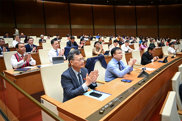 Phân cấp cho Ngân hàng nhà nước quyết định việc cho vay đặc biệt với lãi suất 0% 1 năm -0