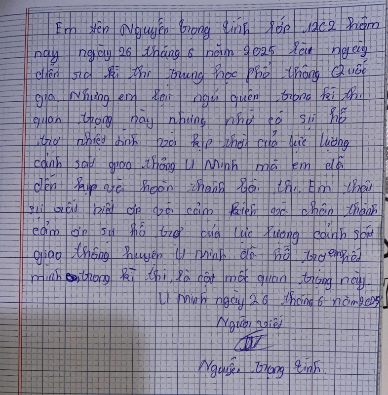 Hình ảnh đẹp tiếp sức mùa thi nơi cực Nam Tổ quốc -0