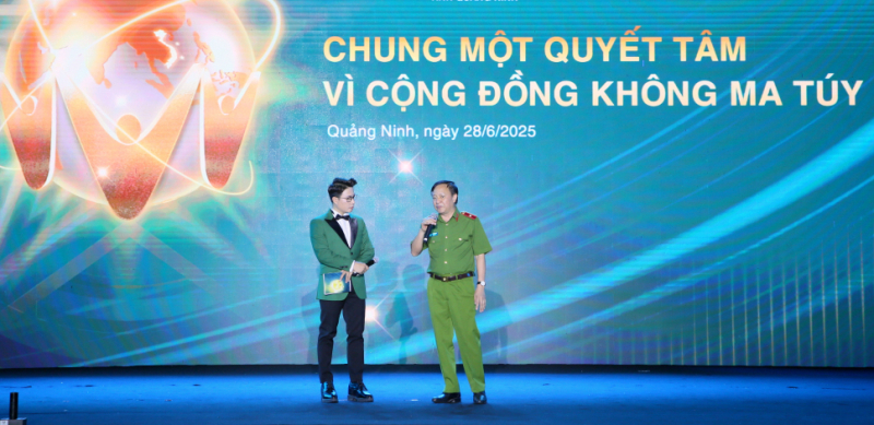 Giao lưu nghệ thuật “Chung một quyết tâm – Vì cộng đồng không ma túy” -0