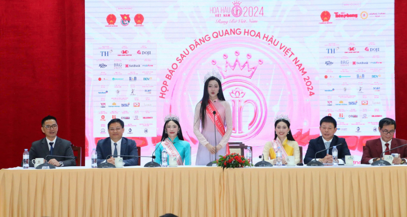 កញ្ញា Ha Truc Linh ថ្មីបានចែករំលែកពីផែនការអនាគតរបស់នាងក្រោយការឡើងគ្រងរាជ្យ -0