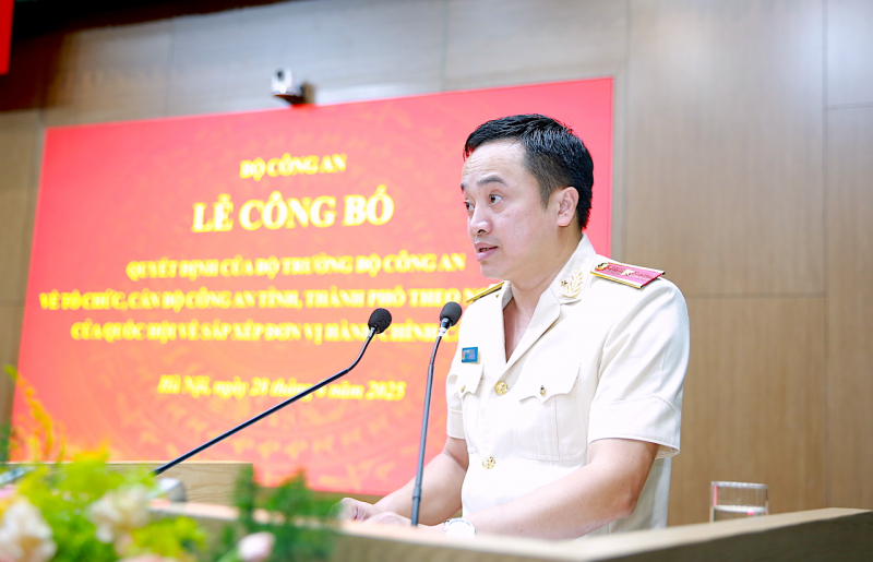 Bộ Công an công bố các Quyết định về tổ chức, cán bộ Công an tỉnh, thành phố -0