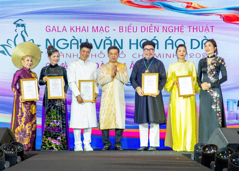 Đêm Gala “Áo dài tri ân” lan tỏa vẻ đẹp văn hóa Việt Nam -1