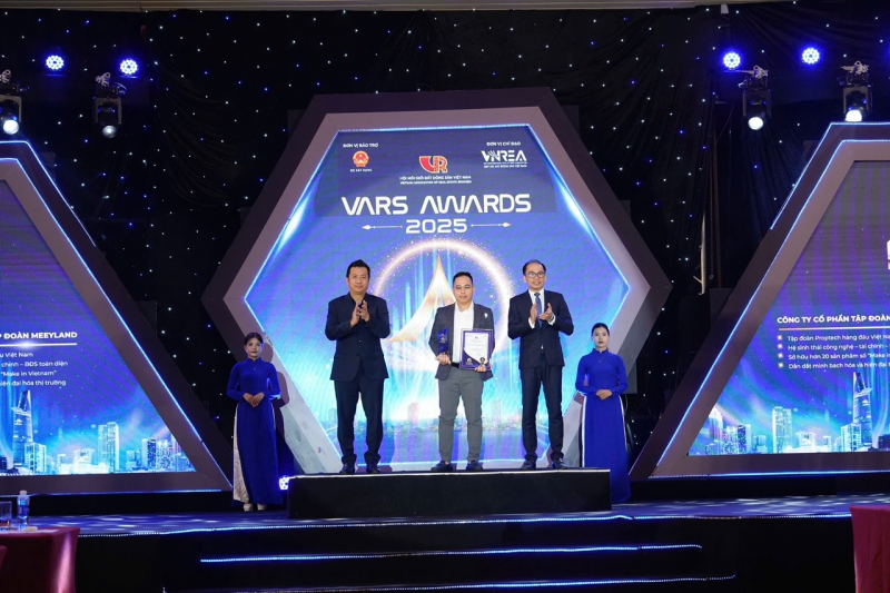 Môi giới bất động sản thời đại số với các giải pháp công nghệ thông minh Meey Group -0