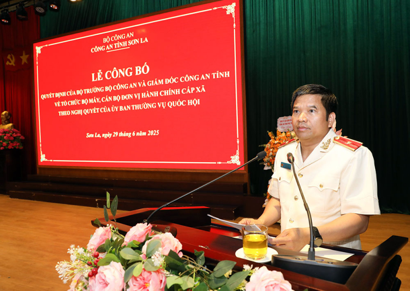 Công an tỉnh các tỉnh công bố các Quyết định về tổ chức, cán bộ theo mô hình tổ chức mới -0