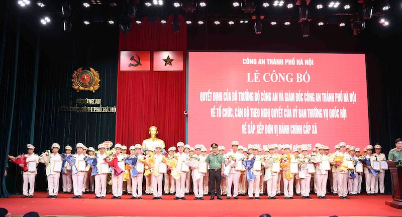 Công an TP Hà Nội ra mắt 126 Công an phường, xã theo mô hình tổ chức mới -1