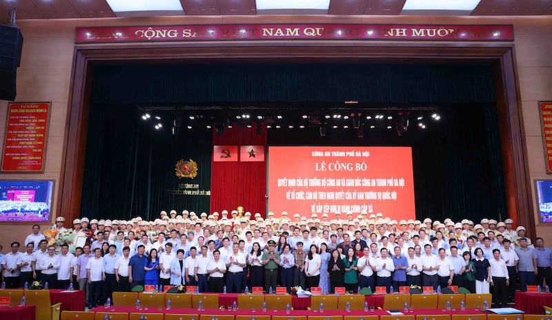 Công an TP Hà Nội ra mắt 126 Công an phường, xã theo mô hình tổ chức mới -1