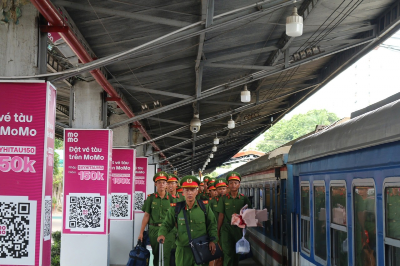 CSCĐ Đông Nam TP Hồ Chí Minh hành quân ra Thủ đô phục vụ Lễ kỷ niệm 80 năm Quốc khánh -1