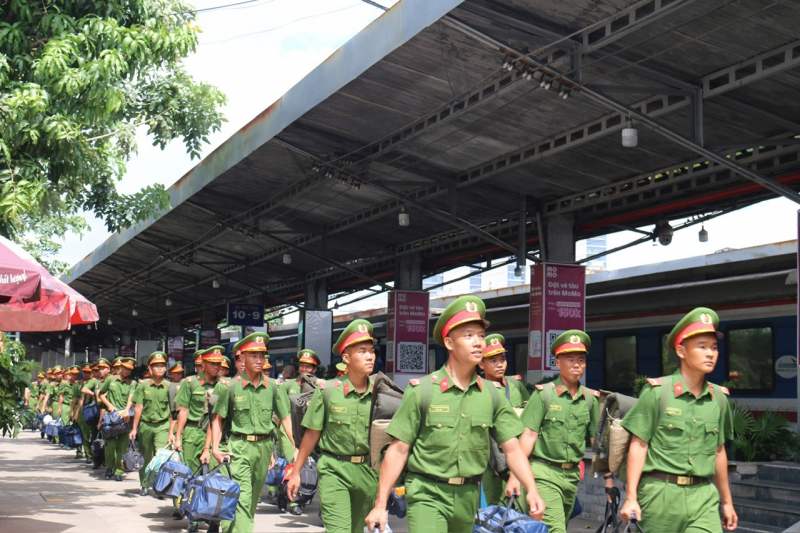 CSCĐ Đông Nam TP Hồ Chí Minh hành quân ra Thủ đô phục vụ Lễ kỷ niệm 80 năm Quốc khánh -5