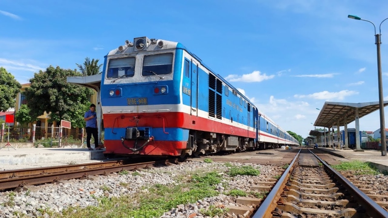 Ít người đi, đường sắt dừng chạy tàu cho công chức đi làm chặng Đồng Hới - Đông Hà -0