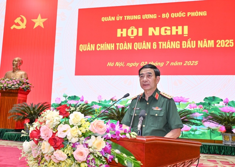Thủ tướng Phạm Minh Chính dự hội nghị Quân chính toàn quân 6 tháng đầu năm 2025 -1
