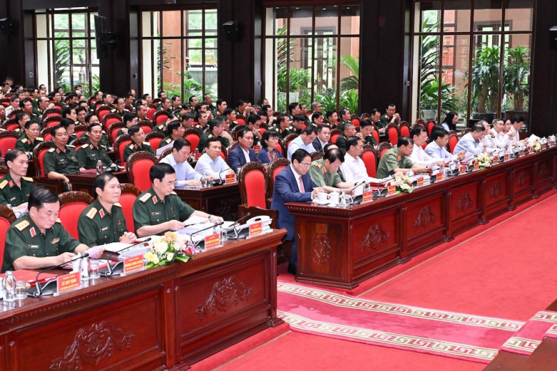 Thủ tướng Phạm Minh Chính dự hội nghị Quân chính toàn quân 6 tháng đầu năm 2025 -1