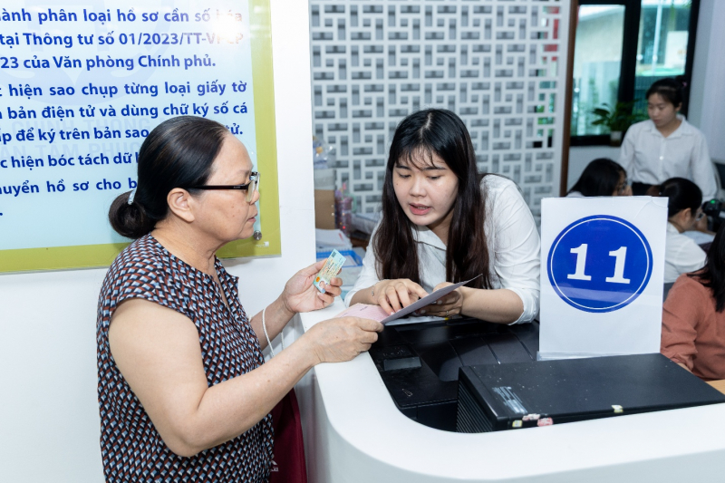 ប្រព័ន្ធព័ត៌មានអំពីដំណើរការរដ្ឋបាលរបស់ MobiFone នៅទីក្រុងហាណូយ ទទួលបានការពិនិត្យវិជ្ជមានជាច្រើន -0