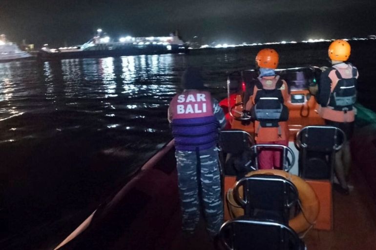 Hàng chục người mất tích trong vụ chìm phà ngoài khơi Indonesia -0