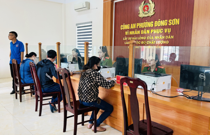 Công an xã, phường bám cơ sở “Vì nhân dân phục vụ” -0