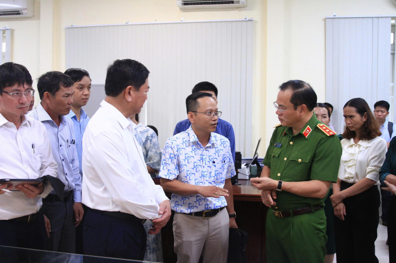 Thứ trưởng Nguyễn Văn Long kiểm tra công tác đảm bảo dịch vụ công tại tỉnh Khánh Hòa -0