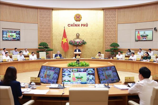 Thủ tướng: Thực hiện 3 tăng tốc để góp phần thúc đẩy, đạt mục tiêu tăng trưởng 8% trở lên -0