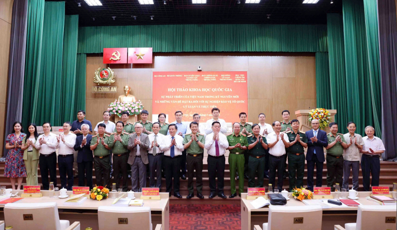 Kiến tạo sự phát triển vượt bậc trên tất cả các lĩnh vực trong kỷ nguyên vươn mình -0