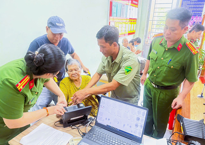 Đồng Nai : Công an cấp xã trong những ngày đầu thực hiện mô hình chính quyền địa phương 2 cấp -0