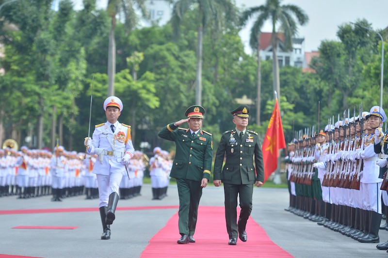 Tư lệnh Lực lượng Quốc phòng Thái Lan thăm chính thức Việt Nam -2