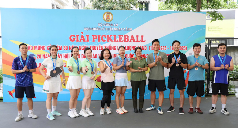 Cục Quản lý xuất nhập cảnh, Bộ Công an tổ chức Giải thi đấu pickleball năm 2025 -0