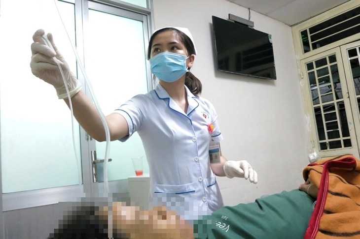 Cứu sống nam thanh niên nguy kịch, nghi bị bạn gái quen qua mạng lừa sang Campuchia -0