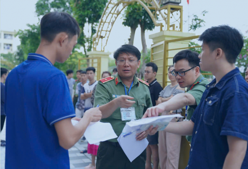 Tiếp sức cho thí sinh tham dự Kỳ thi đánh giá của Bộ Công an -0