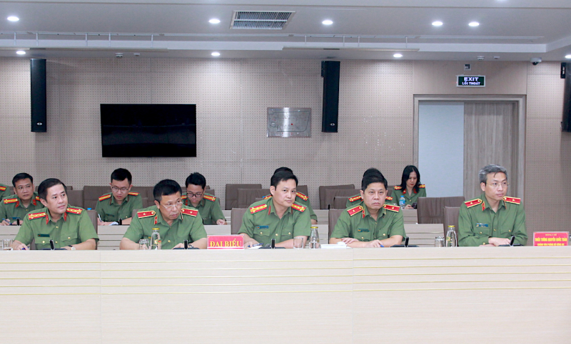 Bảo đảm tổ chức tốt Hội nghị Sơ kết công tác Công an 6 tháng đầu năm 2025 -1