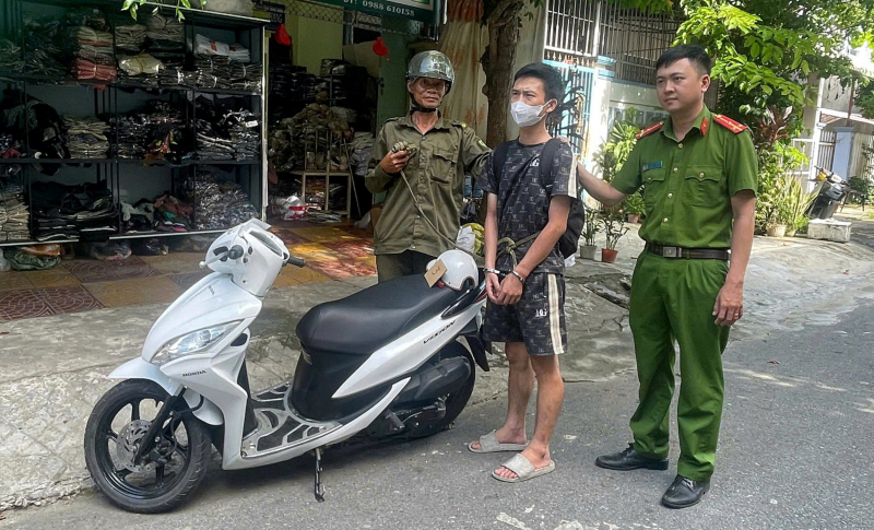Công an phường nhanh chóng làm rõ đối tượng trộm xe máy chuyên nghiệp -0