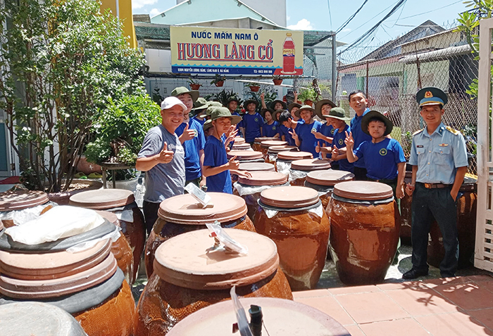 Khát vọng màu cánh gián -0