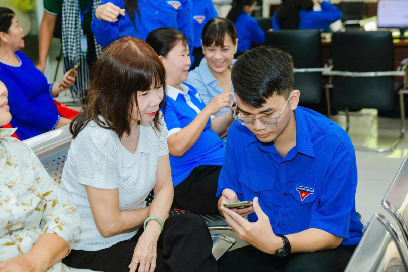 Tuổi trẻ TP Hồ Chí Minh ra quân hỗ trợ vận hành mô hình chính quyền hai cấp -0