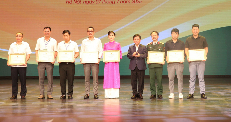 Bế mạc và trao giải Liên hoan nghệ thuật sân khấu chuyên nghiệp về Công an lần V -0