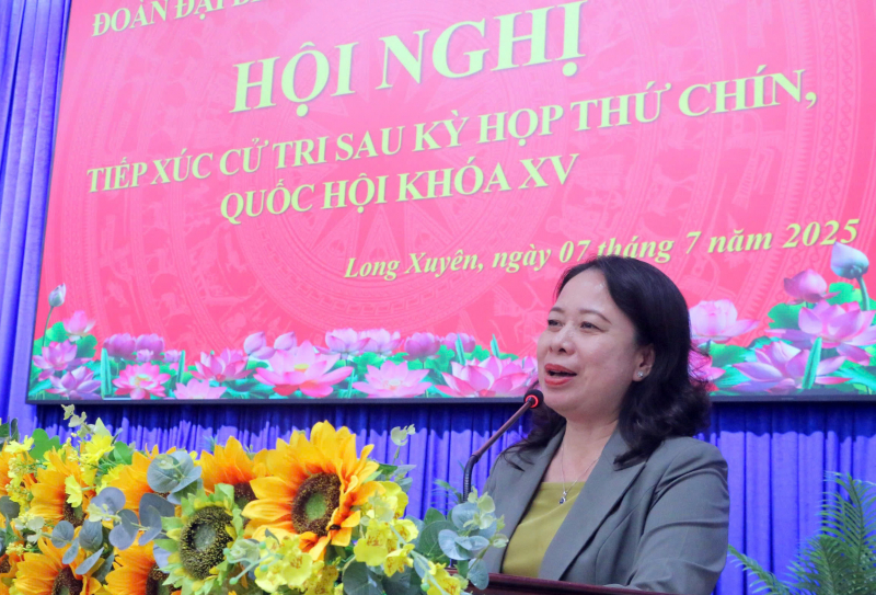 Phó Chủ tịch nước Võ Thị Ánh Xuân tiếp xúc cử tri tỉnh An Giang -0
